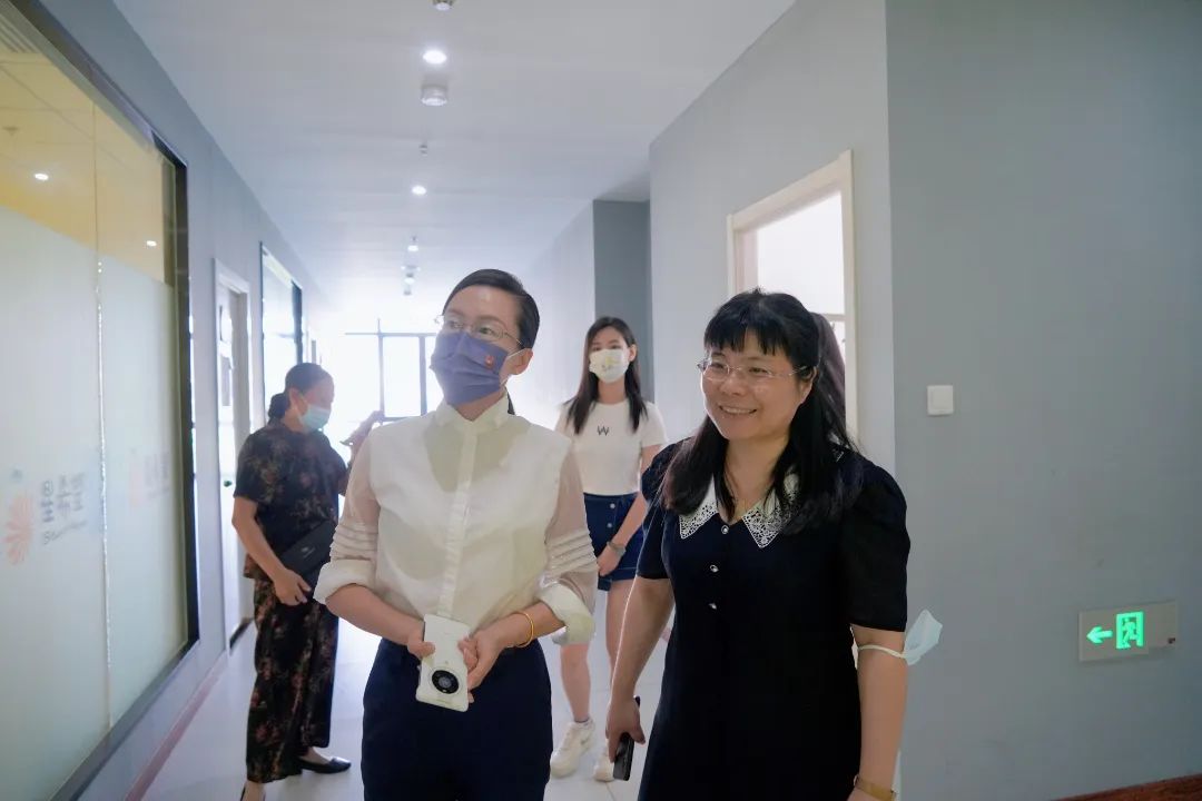 pg赏金女王公益 | 赴星辰之约 走进星星儿童(图3)